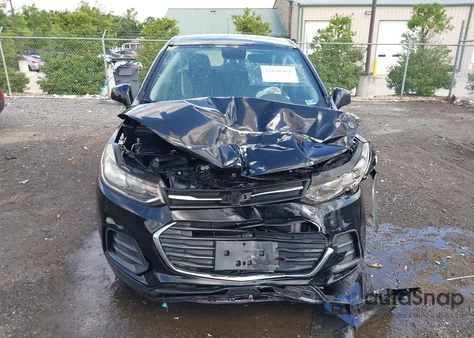 2017 Chevrolet Trax Ls z USA, uszkodzony, nr VIN 3GNCJKSB8HL256817